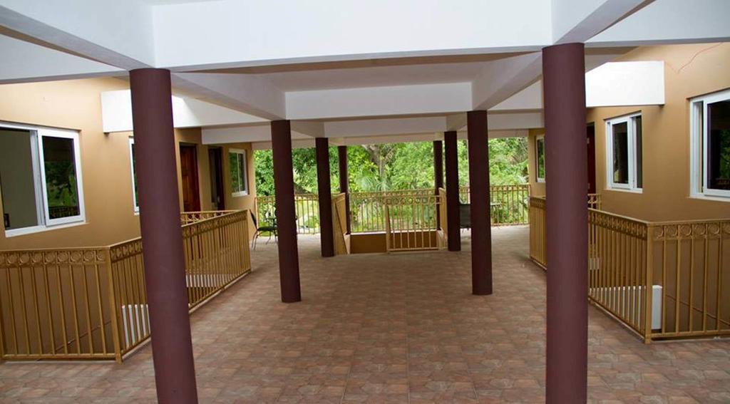 ดอนเวย์ อะ จาไมก้า สไตล์ วิลเลจ Hotel มอนเทโกเบย์ ภายนอก รูปภาพ