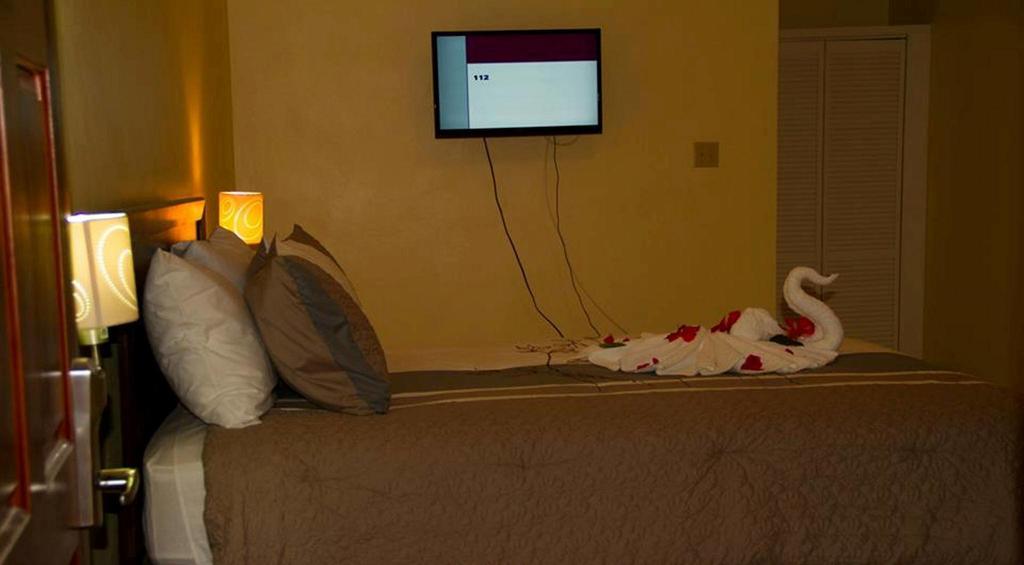 ดอนเวย์ อะ จาไมก้า สไตล์ วิลเลจ Hotel มอนเทโกเบย์ ภายนอก รูปภาพ